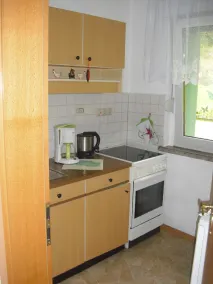 Ferienhaus in herrlicher Lage mit Blick auf Wald und See - Image 5