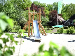 Cozy Holiday Home with Garden near Zwolle - Image 4
