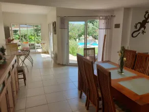 Luksus villa, 8 personer, i nærheden af ​​Uzes, privat pool, indhegnet, wifi, nice Vis. - Image 2