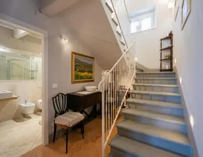 Attractive Holiday Home in Cortona with Swimming Pool - Image 4