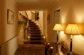 Superior 2 Bedroom Apartment with fabulous Castle and Sea Views - Image 2