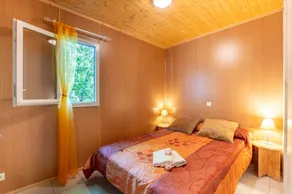 Chalet \"Chloé\" con terrazza, giardino e aria condizionata - Image 4