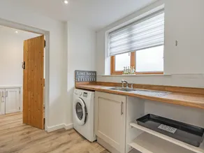 4 bedroom accommodation in Church Broughton, near Derby - Image 3