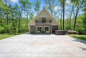 Dahlonega Chalet on the Chestatee River. Very private and family friendly. - Image 4