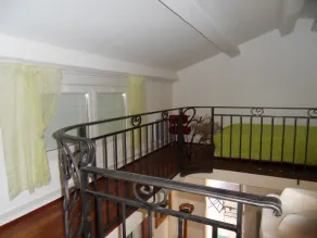 Pretty little duplex house - Image 5