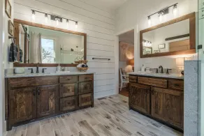 Private Pool & Hot-tub! Walk Downtown; Large Porch; King Beds; Spacious - Image 2