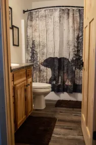 NEW 5BR Cabin - Image 4