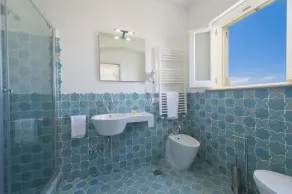 Charmante villa avec jardin et terrasse | Vue mer | Plage à proximité - Image 4