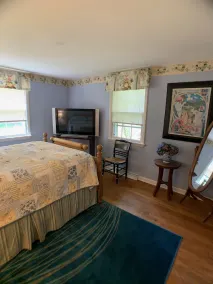 Guest Cottage on Country Estate - Image 4