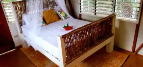 Bak a Yaad Caribbean Blue Cottage - Image 5