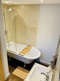 One bed Detached Converted Barn With Panoramic Views of the Wharf & Aire Valley - Image 2