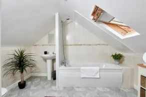 Delven House  - Image 3