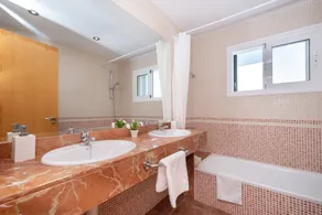 Villa with pool and sea view - Villa Rica - Image 3