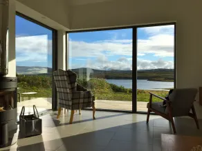 Öko und zurück freundliches modernes Haus, herrliche Aussicht von allen Zimmern, von Dunvegan - Image 3
