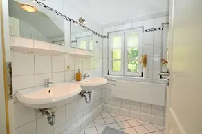 Haus-Kranichduene - Image 2