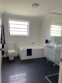 Beach House @ Caves Beach - Image 4