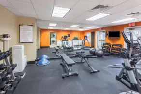 Perfect Location for Your Next Getaway! Convenient Suite w/ FREE Breakfast, Pool - Image 3