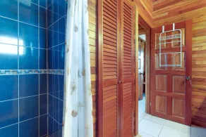 Entire duplex with patio, balcony, partial AC & WiFi - next to a Caribbean beach - Image 4