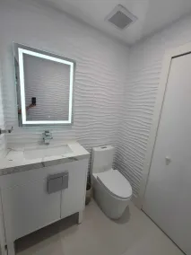 Boutique Style Home 3 Bedrooms Mini-Golf, BBQ, Hot Tub, EV-Charger Games Casino - Image 5