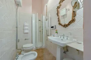 Villa Meraviglia - private villa ideal for large groups - Image 4