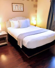 Tortuga - 1 Bedroom Suite with 3 Queen Beds at Wanderlust Inn, Pet Friendly - Image 5