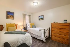 Amazing Sandia Foothills Retreat Offering Hiking, Biking, and Stunning Views - Image 4