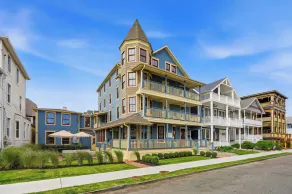 The Marilyn Inn - Image 5