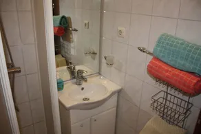 1. Floor 2- room apartment, 2x bathroom, 2x air conditioning, balcony, sea view - Image 4
