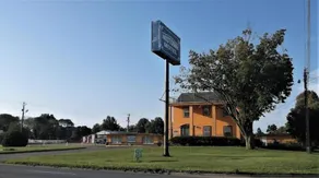 Midtown Motel Burlington Near Hwy 34 - Image 3