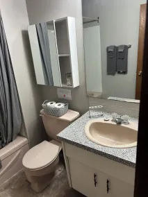 One Bedroom Main floor Apartment - Image 4