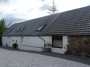 Delightfully Peaceful Cottage - Image 4