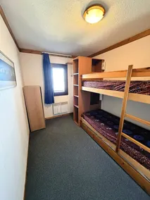 2 Pièces pour 5 Personnes - Image 3