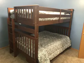 4 Bedroom Tri-level in a small Midwest town - Image 5