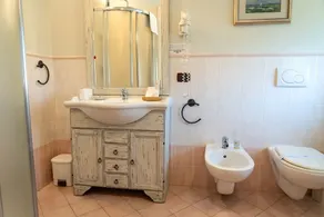 LC Boutique Hotel - Image 4