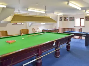 6 bedroom accommodation in Swanick, near Alfreton - Image 2