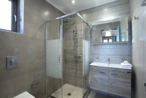 Charming suite Iro just  few minutes from Kathisma & Mylos Beach - Image 2