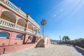 Villa Cosmea: A charming and bright three-story villa which faces the sun and the sea, with Free WI-FI. - Image 5