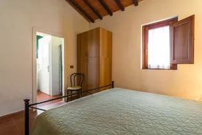 Country House With Pool and Court - Image 5