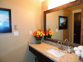 \"INN OF THE SEA\" : A Vancouver Island Waterfront Vacation Paradise: - Image 3
