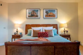 Wine Country Villa, Brush Creek, Heated Pool & Hot Tub - Image 3