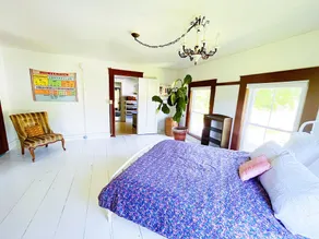 Cozy 220 Year Colonial with a spectacular view - Image 4