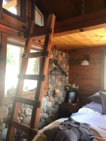 Einzigartige Hütte auf 6 Hektar großen Grundstück! Perfekt für Moto-Enthusiasten !! - Image 3