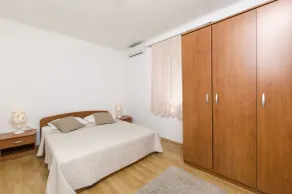 House Goga - Image 3