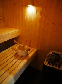 Spacious, modern 2-14 person chalet with HOT TUB, SAUNA and HOME CINEMA room - Image 4