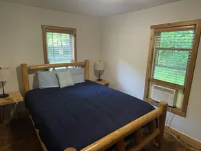 Quiet place to land near Lake Michigan, Crystal Lake, Trails, Fishing, and more! - Image 5