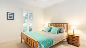 Tranquility in Cowes - Pets, Fireplace, WiFi, Linen, 350m Beach, 4 Bdrms - Image 5