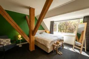 Het Voorhuis van de Oude Boerderij aan de Friese Meren met Eigen Steiger - Image 3
