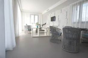 Ocean Suite: What could be more reassuring than the ocean? - Image 3
