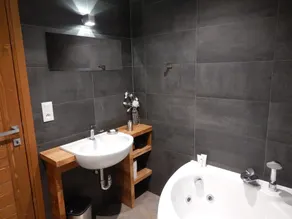 Appartamento rivolto a sud, nuovo di prestigio, 68 m², 6/8 posti letto - terraza - Image 4