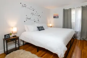 Lovely two bedrooms in the great historic town - Image 5